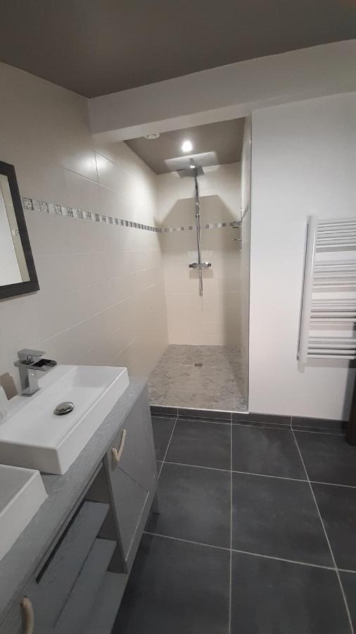 O Reve De Gabriel Bed & Breakfast Saint-Amand-de-Coly Екстериор снимка