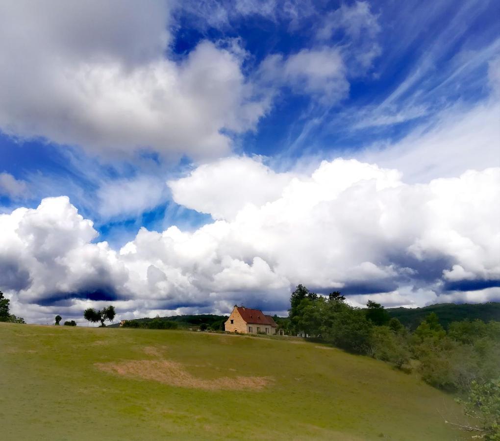 O Reve De Gabriel Bed & Breakfast Saint-Amand-de-Coly Екстериор снимка