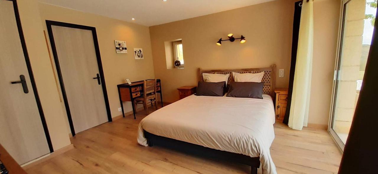 O Reve De Gabriel Bed & Breakfast Saint-Amand-de-Coly Екстериор снимка