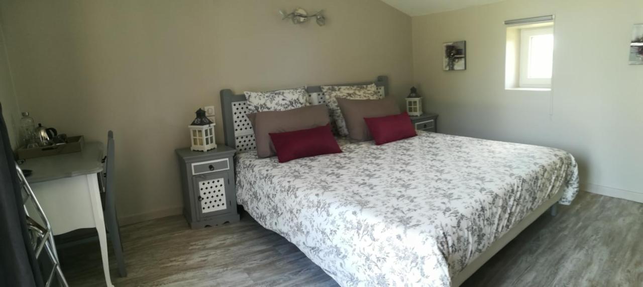 O Reve De Gabriel Bed & Breakfast Saint-Amand-de-Coly Екстериор снимка